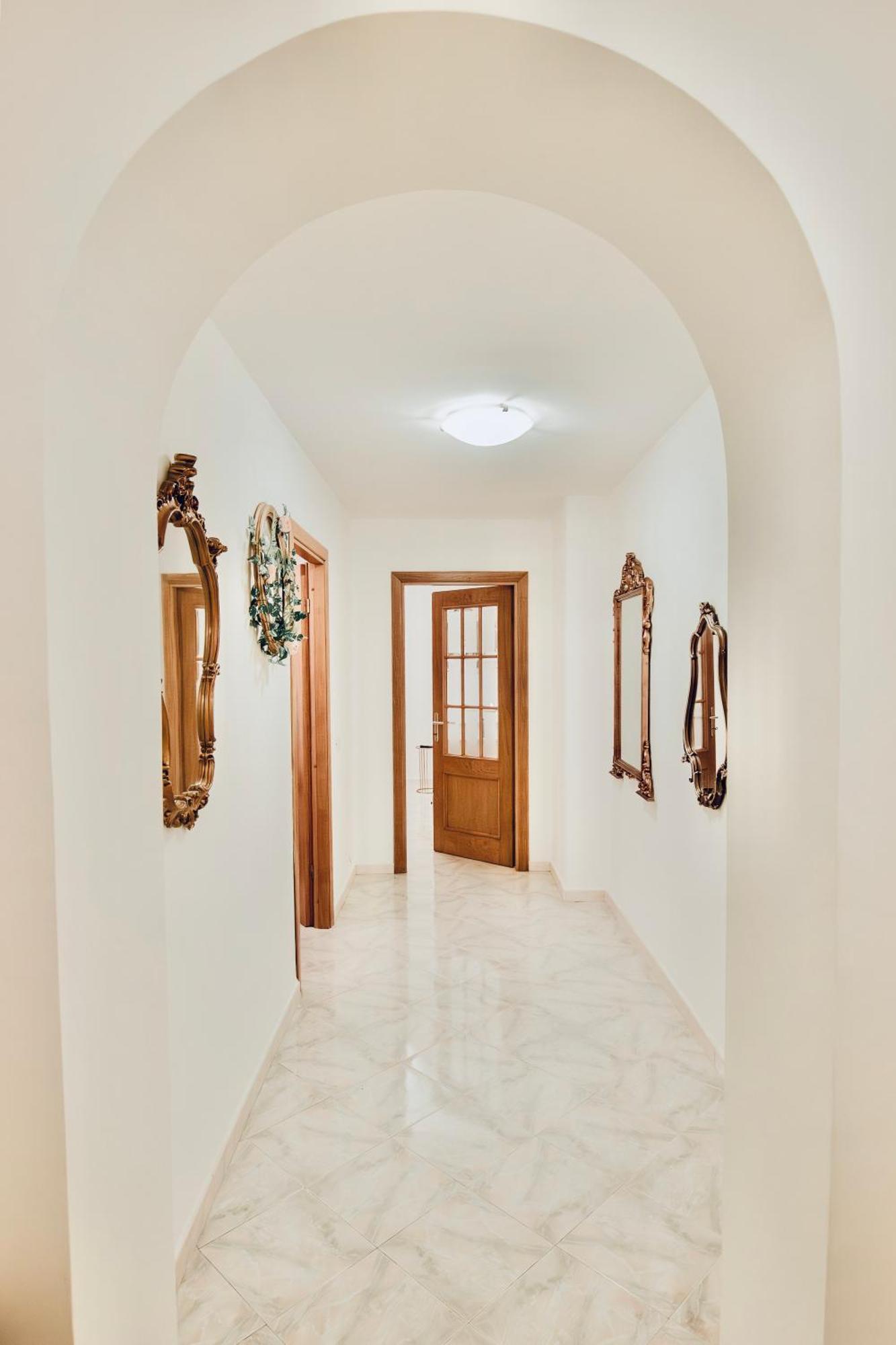 Golden Luxury Home - San Giovanni - 10 Min To Basilica Of San Giovanni - 25 Min To Colosseum Rom Exteriör bild