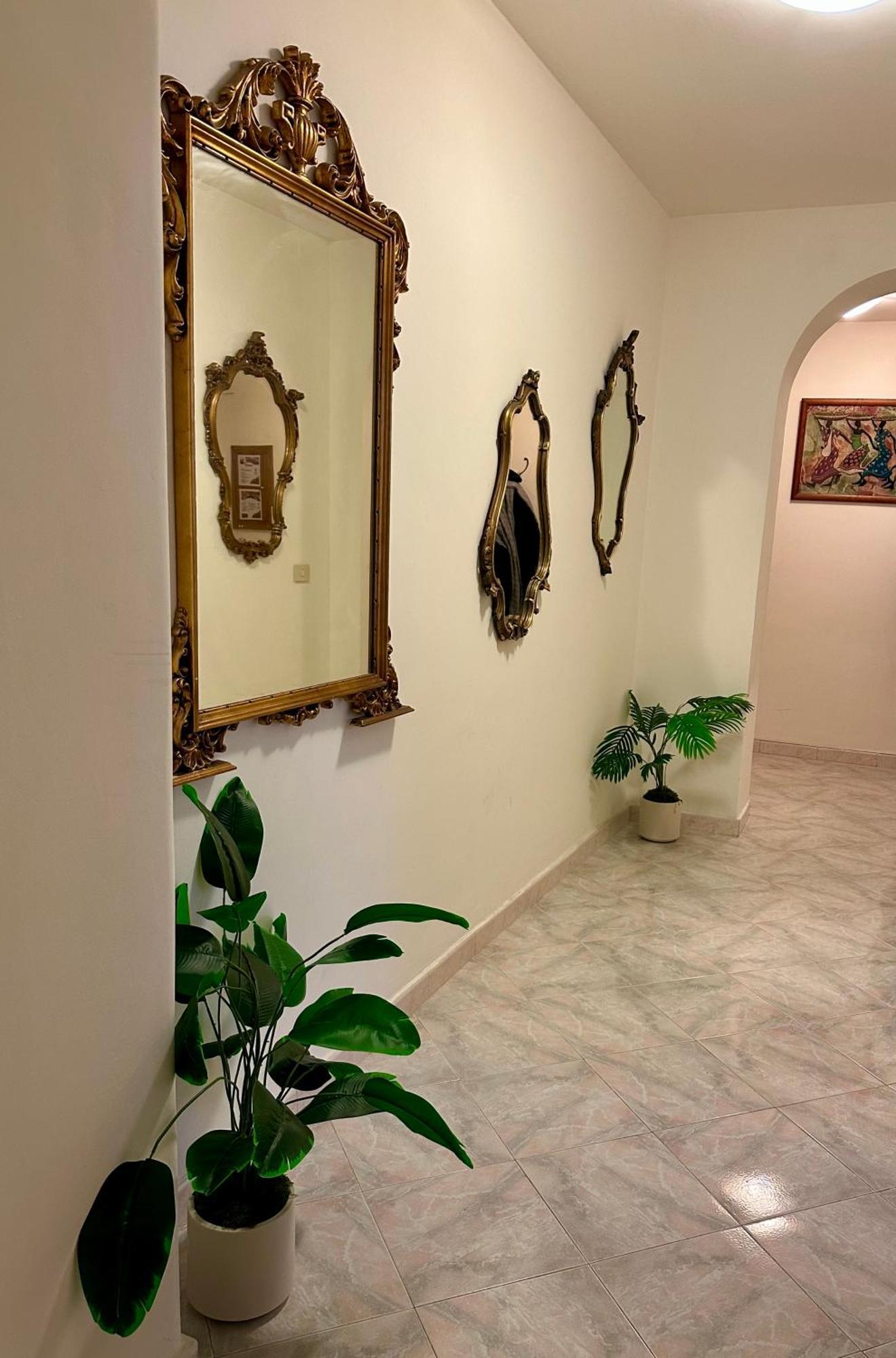 Golden Luxury Home - San Giovanni - 10 Min To Basilica Of San Giovanni - 25 Min To Colosseum Rom Exteriör bild